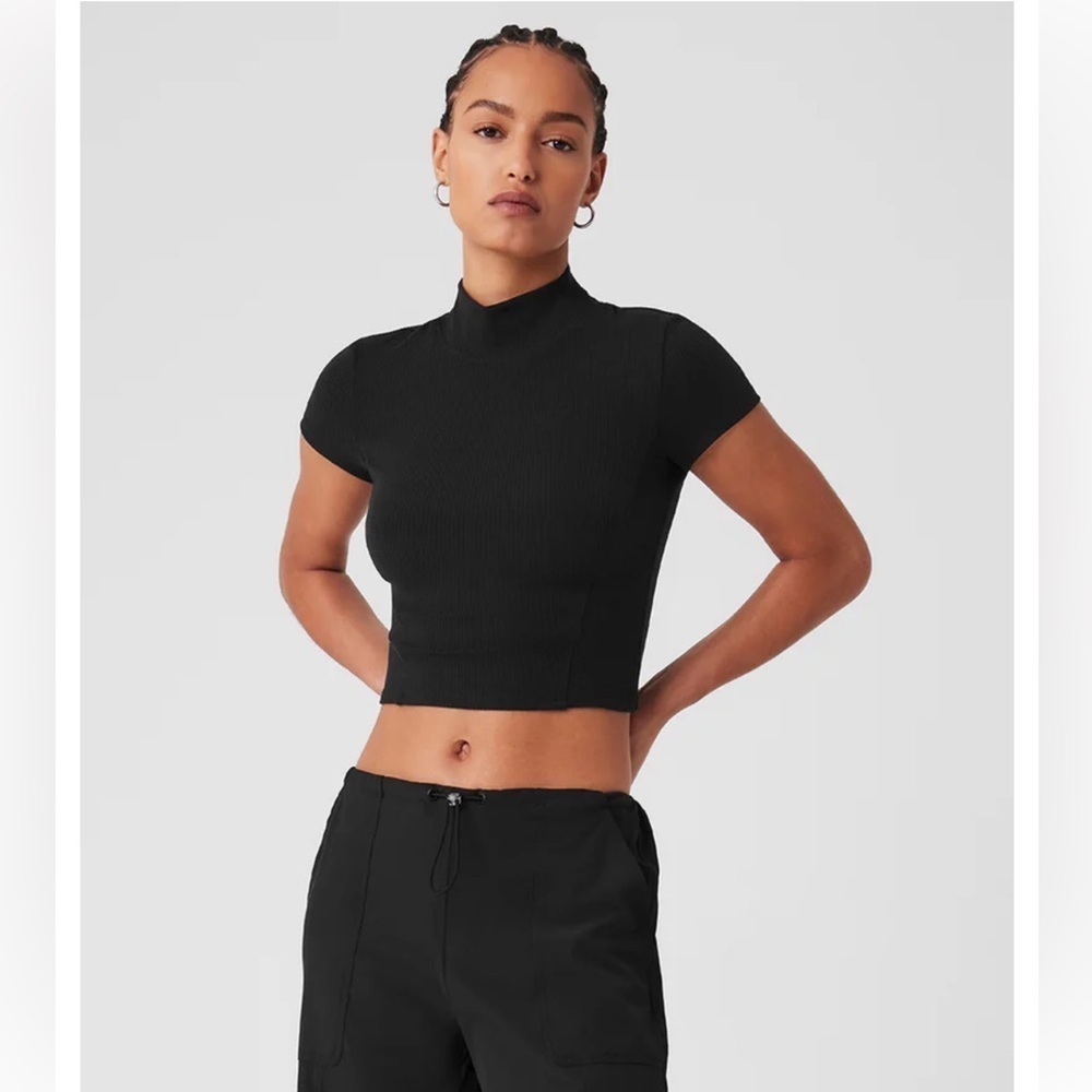 Alo Yoga Wellness Rib Mock Neck Polished Short Sleeve! NWT! - Picture 1 of 8